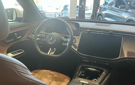 Mercedes-Benz E-Класс, 2024 год, 6 499 000 рублей, 11 фотография