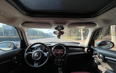 MINI Hatch, 2023 год, 2 170 700 рублей, 10 фотография