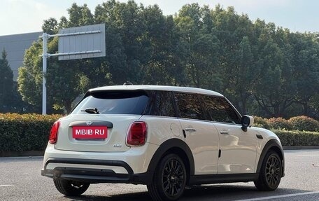 MINI Hatch, 2023 год, 2 170 700 рублей, 4 фотография