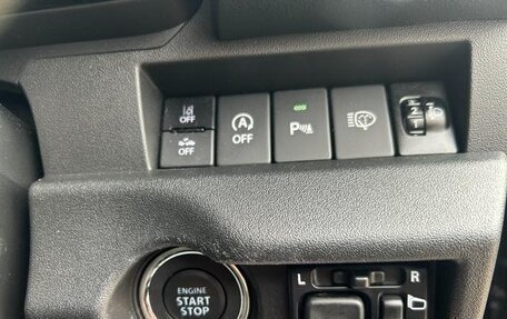Suzuki Jimny, 2025 год, 2 300 000 рублей, 15 фотография