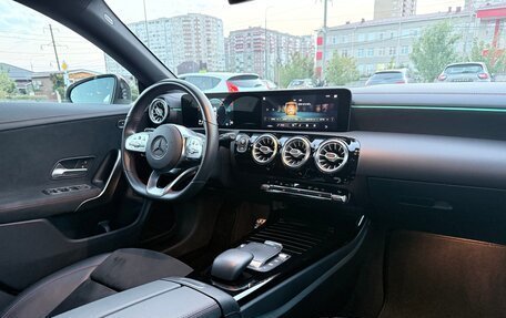 Mercedes-Benz CLA, 2020 год, 2 999 999 рублей, 10 фотография