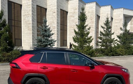 Toyota RAV4, 2021 год, 3 500 000 рублей, 2 фотография