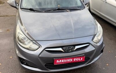 Hyundai Solaris II рестайлинг, 2012 год, 550 000 рублей, 1 фотография