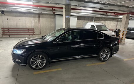 Volkswagen Passat B8 рестайлинг, 2018 год, 1 990 000 рублей, 5 фотография