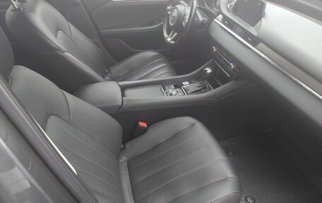 Mazda 6, 2022 год, 3 000 000 рублей, 24 фотография