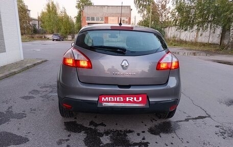 Renault Megane III, 2012 год, 630 000 рублей, 2 фотография