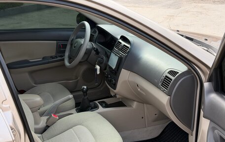 KIA Cerato I, 2005 год, 520 000 рублей, 10 фотография