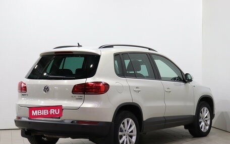 Volkswagen Tiguan I, 2015 год, 1 385 000 рублей, 5 фотография