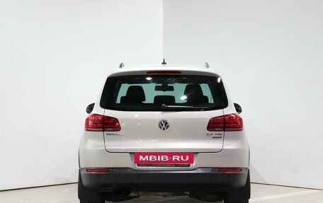 Volkswagen Tiguan I, 2015 год, 1 385 000 рублей, 6 фотография