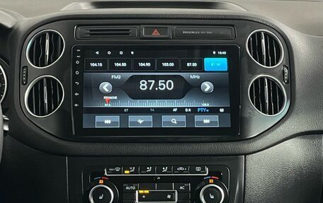 Volkswagen Tiguan I, 2011 год, 1 000 000 рублей, 11 фотография