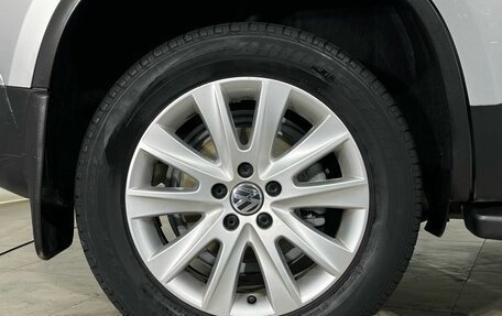 Volkswagen Tiguan I, 2011 год, 1 000 000 рублей, 23 фотография