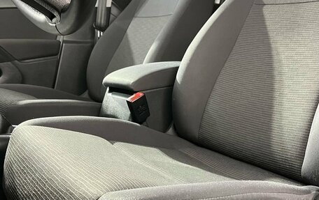 Volkswagen Tiguan I, 2011 год, 1 000 000 рублей, 14 фотография