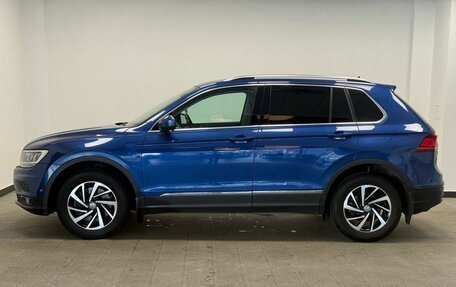 Volkswagen Tiguan II, 2018 год, 2 799 000 рублей, 5 фотография