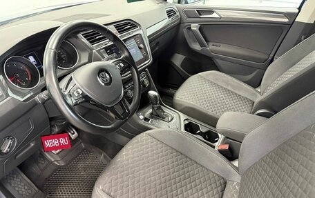 Volkswagen Tiguan II, 2018 год, 2 799 000 рублей, 8 фотография