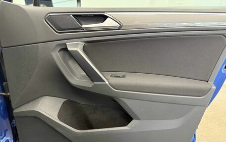 Volkswagen Tiguan II, 2018 год, 2 799 000 рублей, 19 фотография