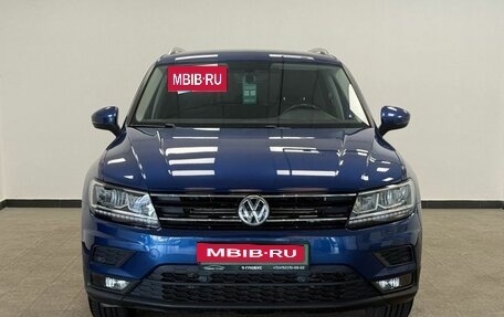Volkswagen Tiguan II, 2018 год, 2 799 000 рублей, 3 фотография