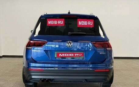 Volkswagen Tiguan II, 2018 год, 2 799 000 рублей, 22 фотография