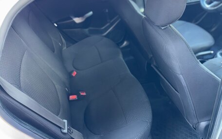 KIA Rio III рестайлинг, 2014 год, 635 000 рублей, 12 фотография