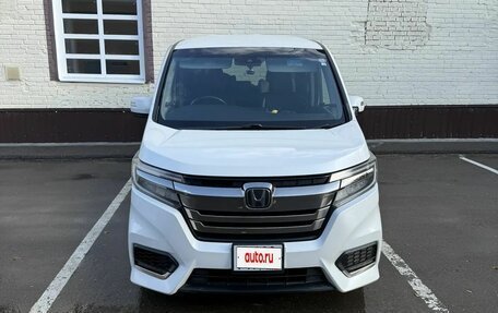 Honda Stepwgn IV, 2020 год, 2 300 000 рублей, 3 фотография
