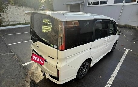 Honda Stepwgn IV, 2020 год, 2 300 000 рублей, 5 фотография