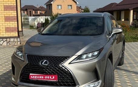 Lexus RX IV рестайлинг, 2019 год, 5 500 000 рублей, 1 фотография