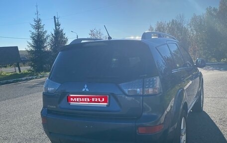 Mitsubishi Outlander III рестайлинг 3, 2006 год, 999 000 рублей, 1 фотография