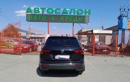 Volkswagen Tiguan II, 2021 год, 2 758 000 рублей, 12 фотография