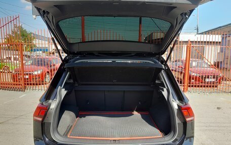 Volkswagen Tiguan II, 2021 год, 2 758 000 рублей, 28 фотография