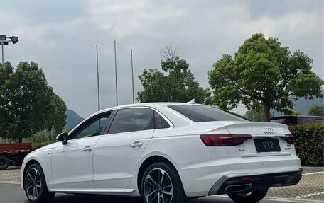 Audi A4, 2022 год, 2 817 000 рублей, 4 фотография