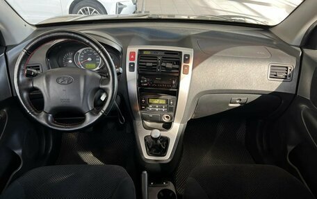 Hyundai Tucson III, 2005 год, 645 000 рублей, 11 фотография