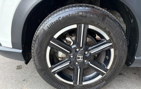 Honda Vezel, 2023 год, 1 800 000 рублей, 12 фотография