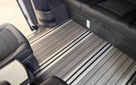 Volkswagen Multivan T6 рестайлинг, 2019 год, 6 900 000 рублей, 18 фотография