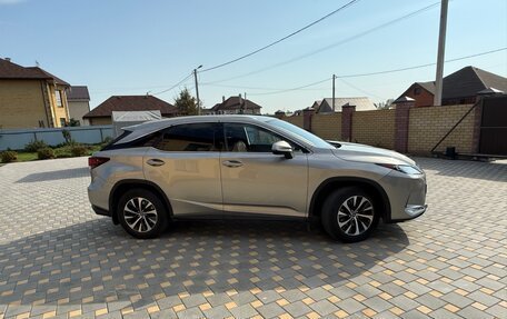 Lexus RX IV рестайлинг, 2019 год, 5 500 000 рублей, 3 фотография