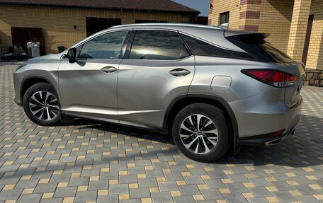 Lexus RX IV рестайлинг, 2019 год, 5 500 000 рублей, 6 фотография