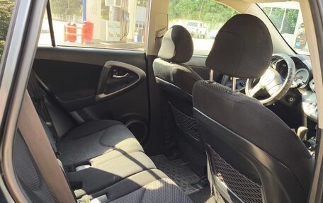 Toyota RAV4, 2006 год, 900 000 рублей, 8 фотография