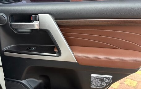Toyota Land Cruiser 200, 2019 год, 8 500 000 рублей, 14 фотография