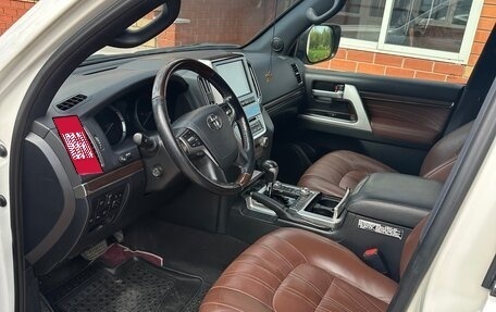 Toyota Land Cruiser 200, 2019 год, 8 500 000 рублей, 7 фотография