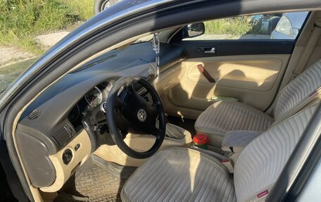 Volkswagen Passat B5+ рестайлинг, 2001 год, 320 000 рублей, 2 фотография
