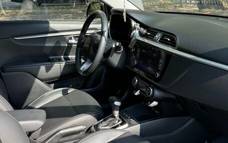 KIA Rio IV, 2021 год, 1 650 000 рублей, 7 фотография