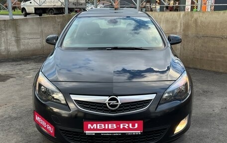 Opel Astra J, 2011 год, 730 000 рублей, 5 фотография