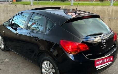 Opel Astra J, 2011 год, 730 000 рублей, 7 фотография
