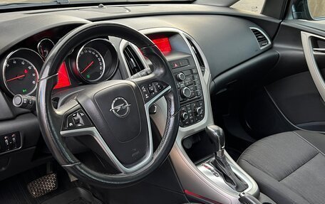 Opel Astra J, 2011 год, 730 000 рублей, 18 фотография