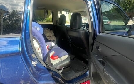 Mitsubishi Outlander III рестайлинг 3, 2014 год, 1 300 000 рублей, 27 фотография