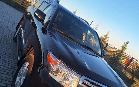 Toyota Land Cruiser 200, 2014 год, 5 500 000 рублей, 3 фотография