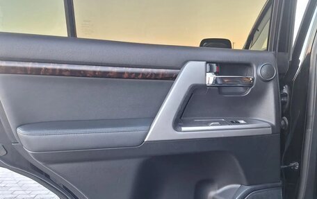 Toyota Land Cruiser 200, 2014 год, 5 500 000 рублей, 28 фотография