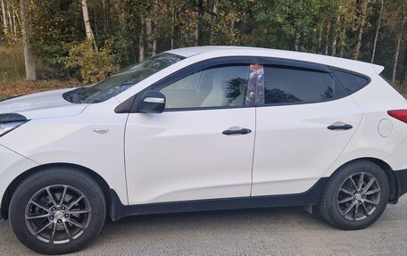 Hyundai ix35 I рестайлинг, 2011 год, 1 150 000 рублей, 4 фотография