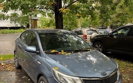KIA Rio III рестайлинг, 2015 год, 999 000 рублей, 2 фотография