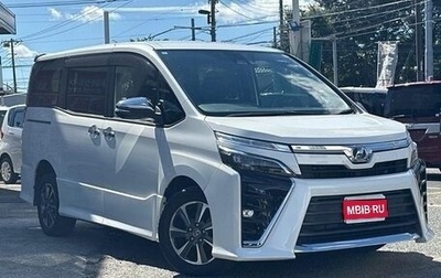 Toyota Voxy III, 2018 год, 2 250 000 рублей, 1 фотография
