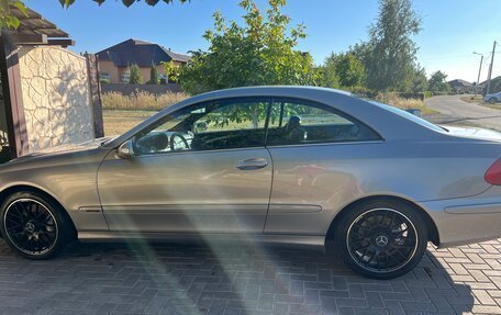 Mercedes-Benz CLK-Класс, 2005 год, 930 000 рублей, 4 фотография