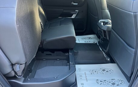 Toyota Tundra, 2025 год, 10 900 000 рублей, 28 фотография